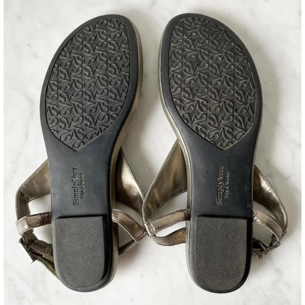 Simply Vera by Vera Wang Dyan Pewter Leather Ankle Strap Thong Sandal Women's 9